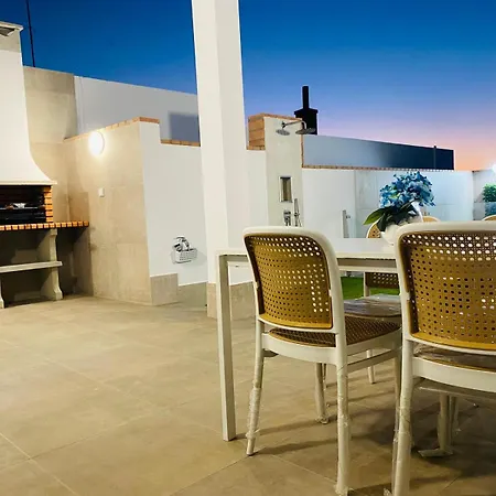 A Estrenar Villa Gallardo 3 con Piscina Privada - Soló Parejas o Familias-3