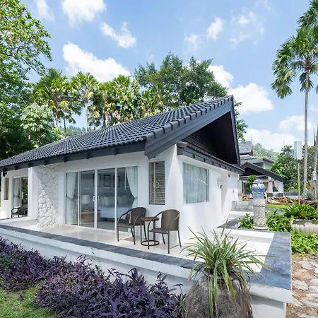 Thavorn Beach Village Resort & Spa Phuket-3