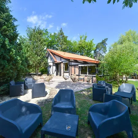 Logis - Hotel Et Restaurant La Mire-2