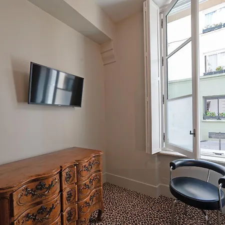 Pavillon Marais-2