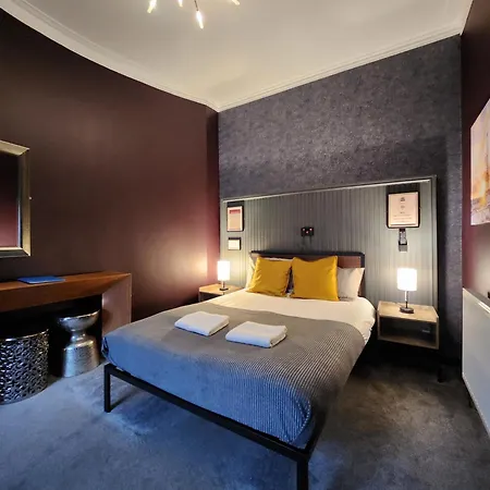 Frederick Douglass - Rooms In The City-2