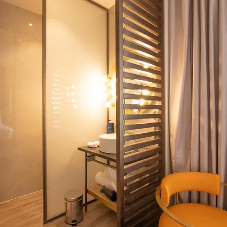 Pestana Cr7 Gran Via Madrid-3