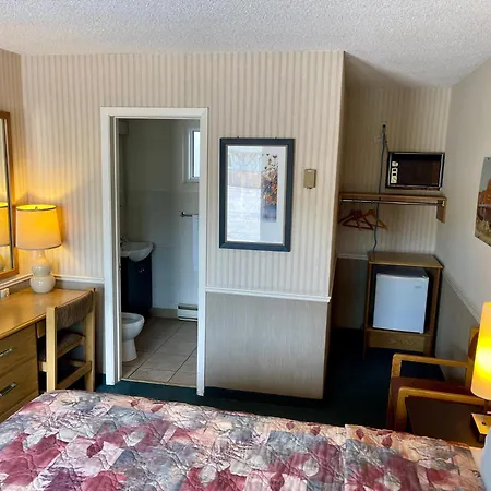 Adams Motel-3