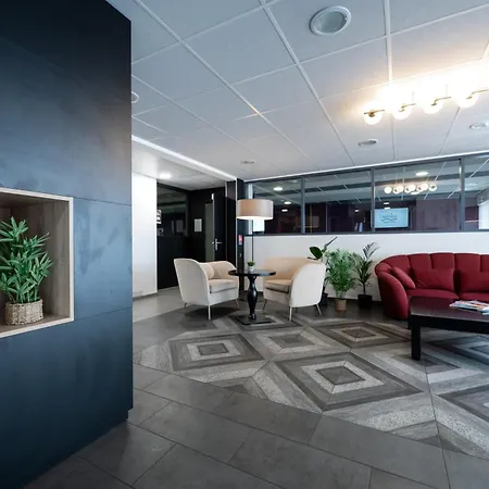 Nemea Appart Hotel Quai Victor Tours Centre-2