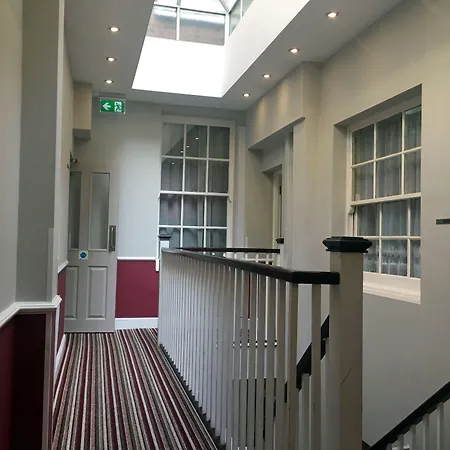 Royal Cambridge Hotel-2
