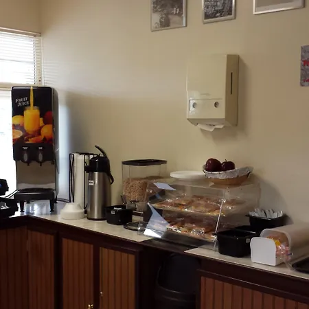 Americas Best Value Inn - Palmyra/Hershey-3
