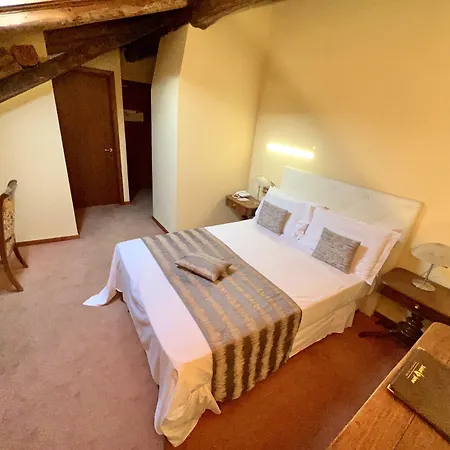 Albergo Le Due Corti-2