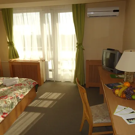 Hotel Fit Heviz-3