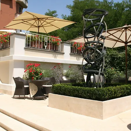 Hotel Villa Duse-3