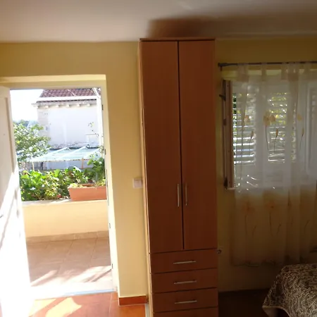 Guesthouse Anna-3