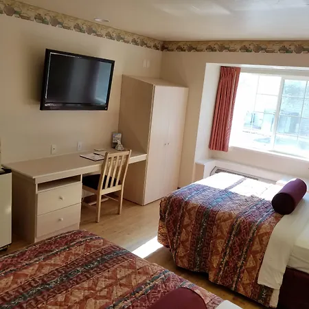 River Canyon Lodge-2