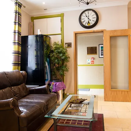 Central Hotel-2