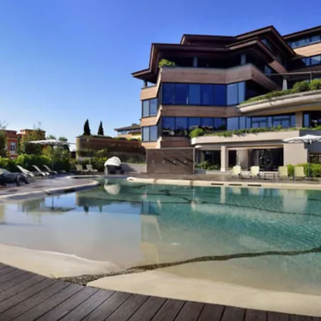 A.Roma Lifestyle Hotel-3