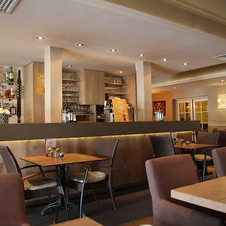 Hotel American-2