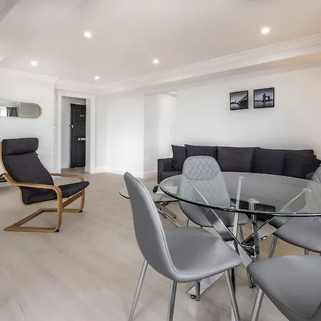 Chelsea Cloisters Serviced Apartments-3