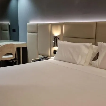 Bom Sucesso Hotel By Gaiarooms-3