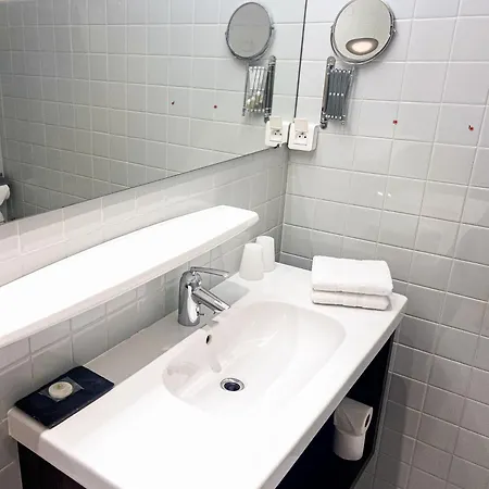 Logis Hotel Diana-3