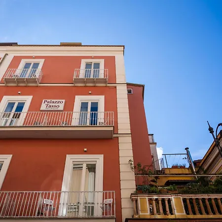 Palazzo Tasso-2