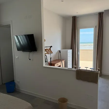 Hotel Vistamare Viserba-3