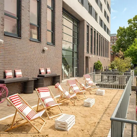 Innside By Melia Hamburg Hafen-3