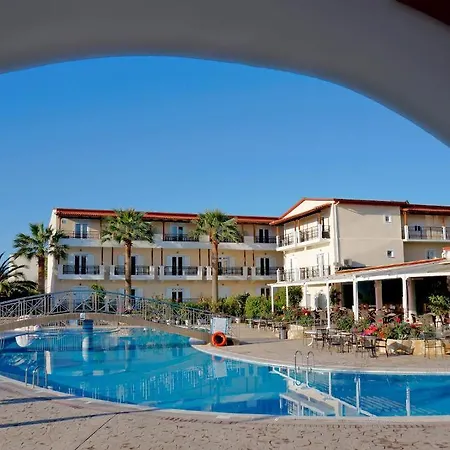 Majestic Hotel & Spa-3