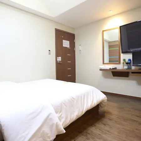 City Park Hotel-2
