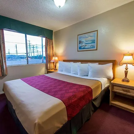 Econo Lodge Anaheim North-3