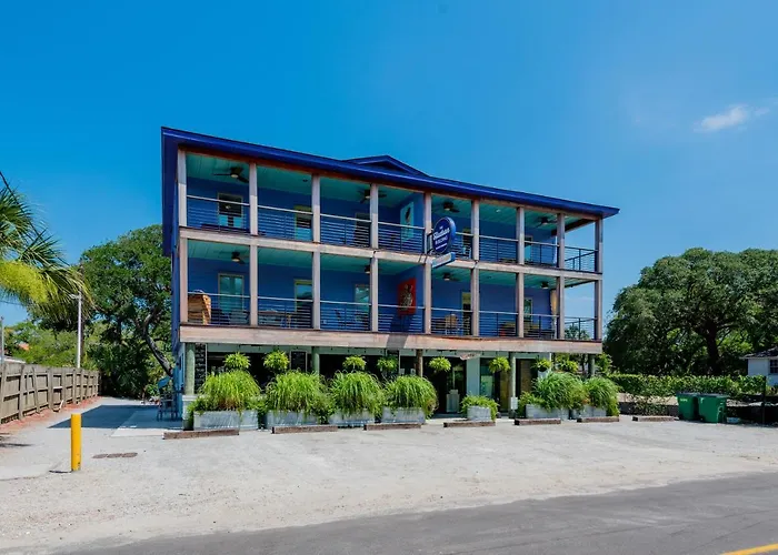 Folly Vacation Perfect Purple Palace Apt A