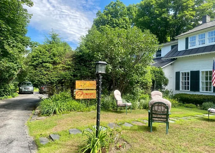 Artful Lodging & Retreats