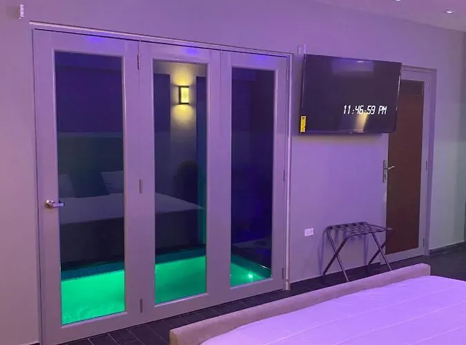 Modern Pool Suite @ Pasavento In Aguadilla