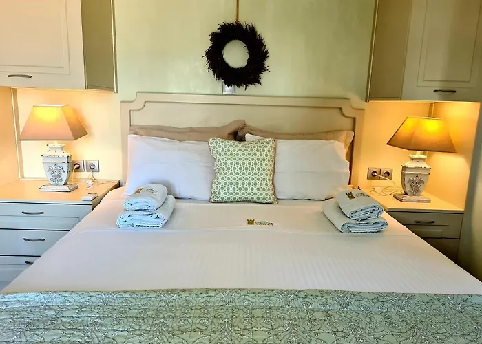 Villa Vravrona Tower & Suites