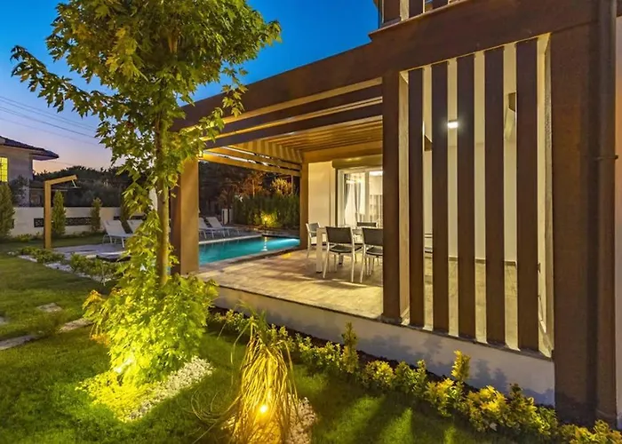 Bella- 4 Bedroom Holiday Villa In Oludeniz