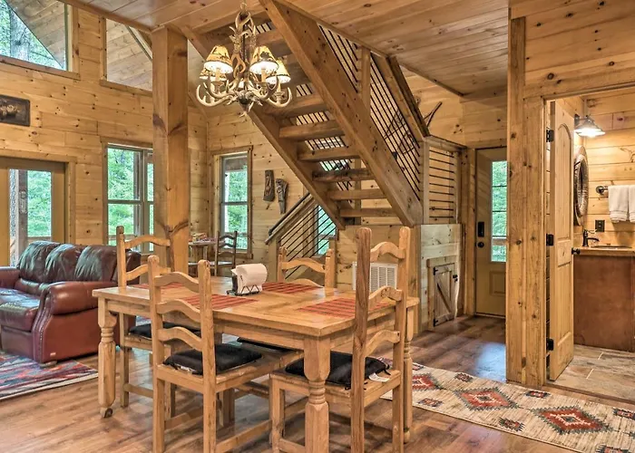 Peaceful Cabin On 3 Private Acres: Deck & Fire Pit