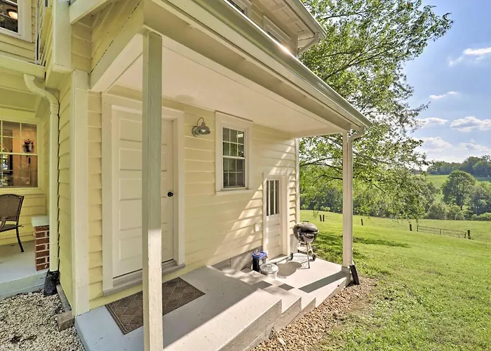 Abingdon Family Getaway W/ Porch & Views!