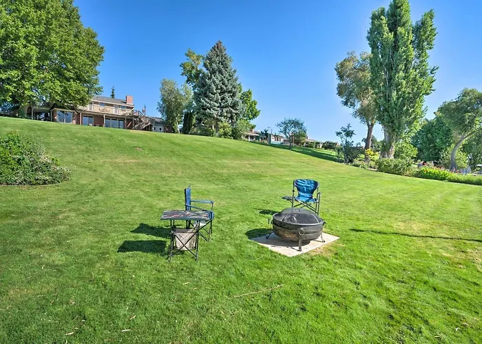 Lake House W/ Hot Tub - 1 Mi To Surf 'N Slide