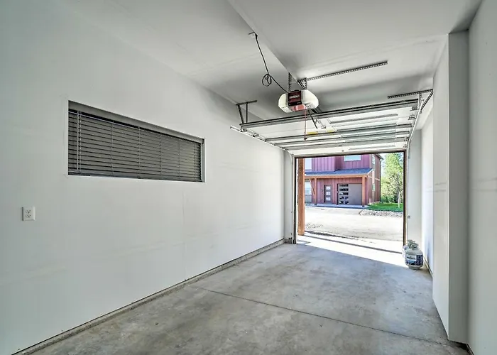 Bozeman Stand-Alone Home W/ River Access!