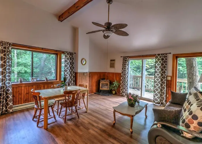 Magnolia Streamside Resort