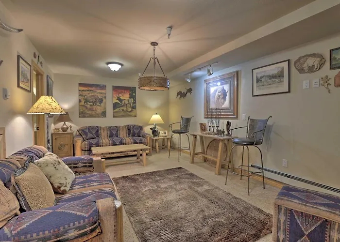 7 Mi To Copper Mtn: Condo W/ Deck & Stunning Views