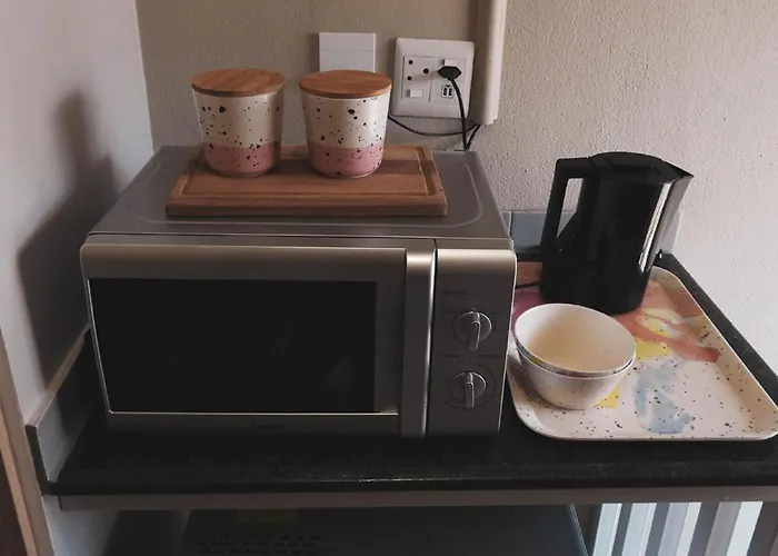 Koemi Guest House