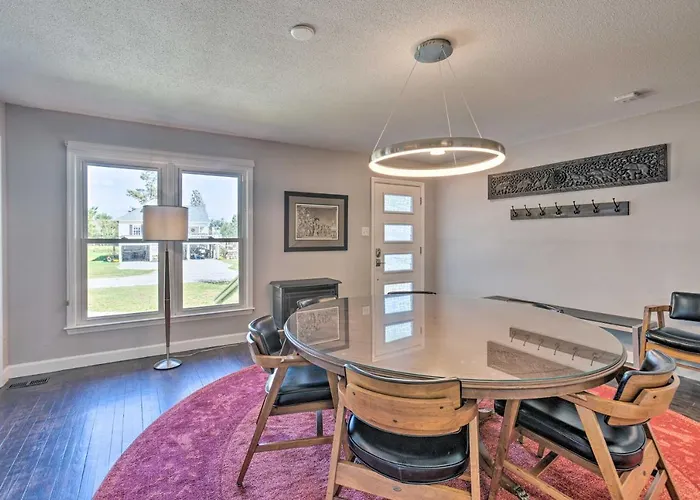 Riverfront New Bern House: Gourmet Kitchen & View!