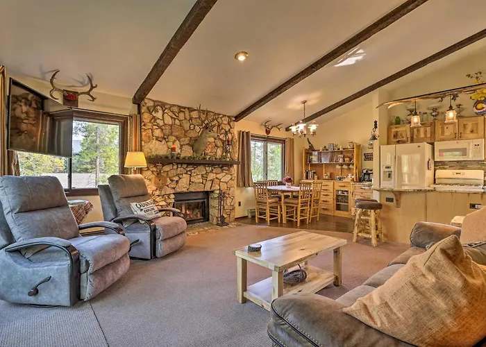 Walk To Town: Updated Frisco Cabin W/ 2 Decks!