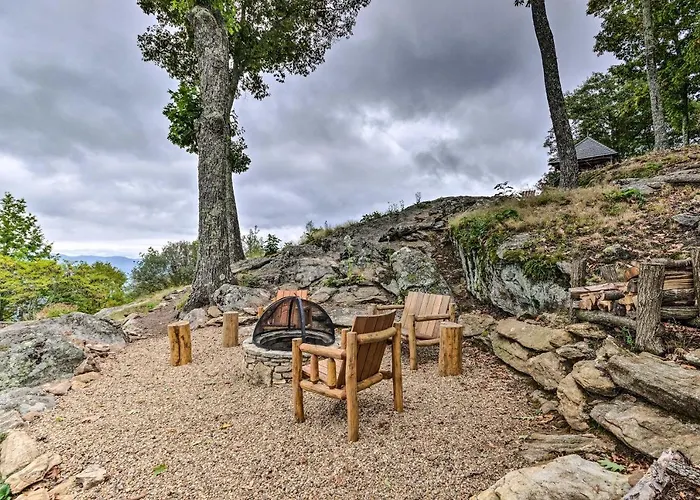 Surrounding Mtn Views! Modern Smokies Retreat