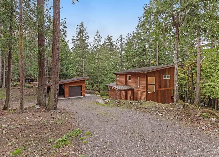 Mckinnis Hill Cabin