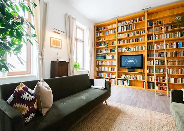 Theleaf - Design Apartment & Cafe