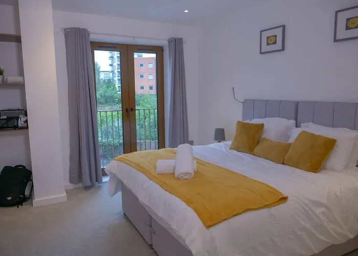 Maplewood Properties - St Albans One Bedroom Luxurious Flat