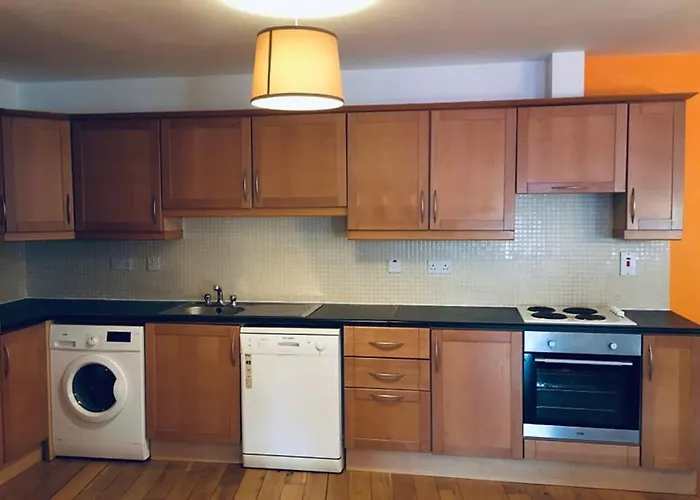 Apartment 4, Clifden Bay Apartments