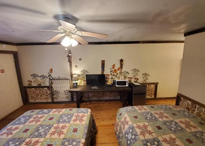Jamesport Inn