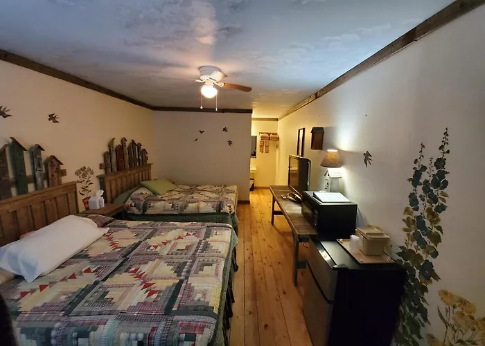 Jamesport Inn