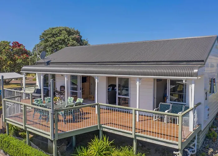 Harbour View Haven - Pauanui Holiday Home