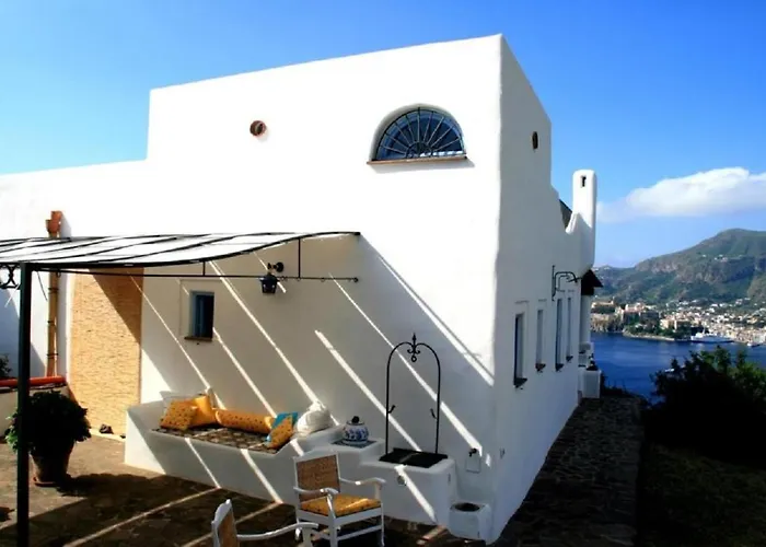 Casa Elisa Lipari